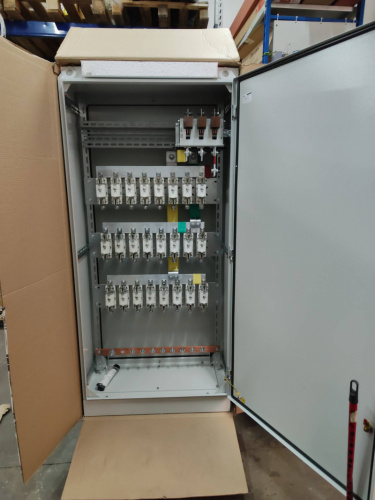 Изображение Щит ШРС-630А 8х250А 1600х800х400 IP54 