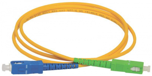 Изображение Патч-корд оптический коммутационный соединительный для одномодового кабеля (SM); 9/125 (OS2); SC/UPC-SC/APC (Simplex) (дл.30м) ITK FPC09-SCU-SCA-C1L-30M 